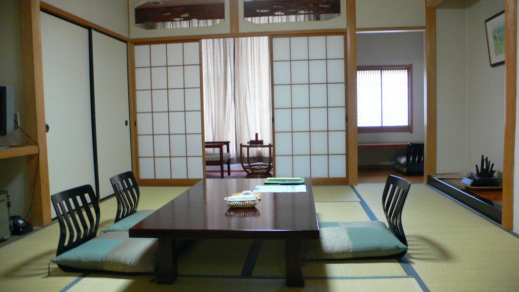 Oyado Sansui Hotel Ачи Екстериор снимка